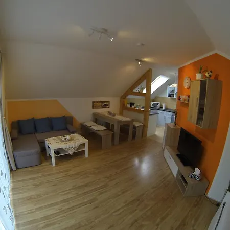 Ferienwohnung Unterwellenborn * Unterwellenborn